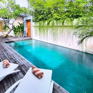 The Decks Bali Villa Legian (Bali)