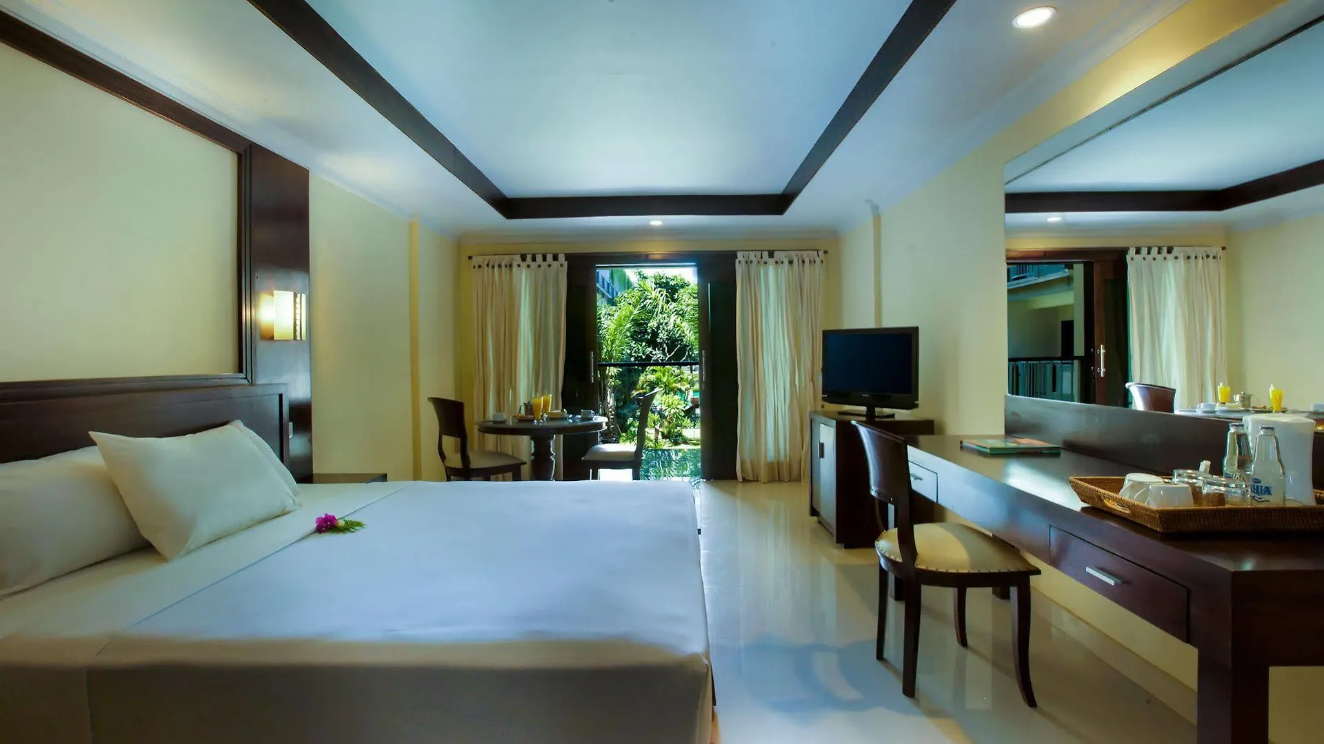 Champlung Mas Hotel Legian  Legian (Bali)